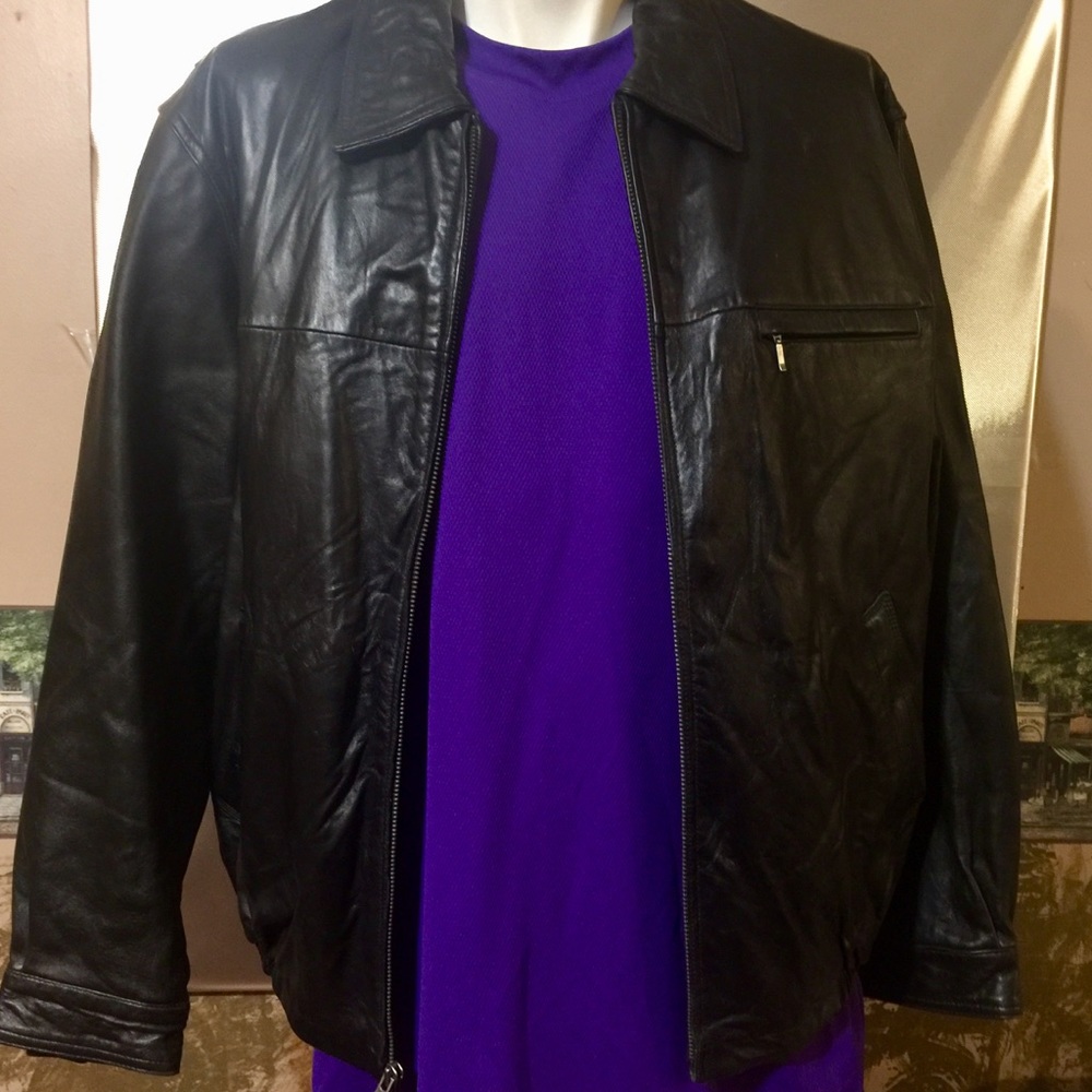 Men's Size Large 100% Leather Zip Front Jacket